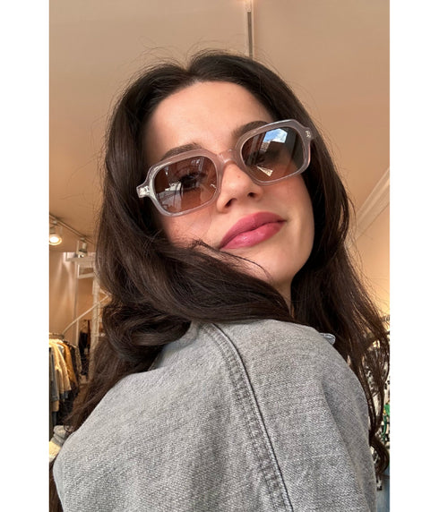 Berlin Sunglasses - Thistle w/ Brown Gradient